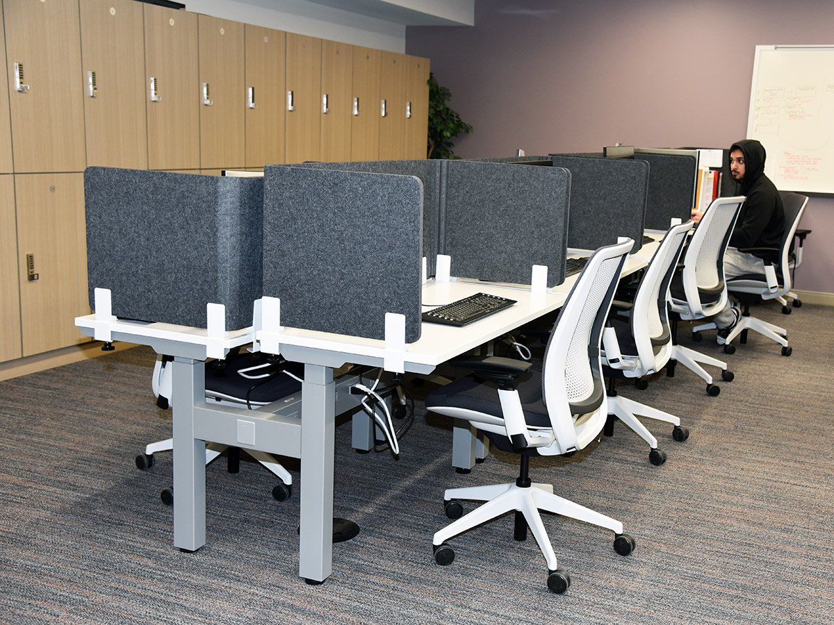 UNO_ResearchCenter_3_rfw