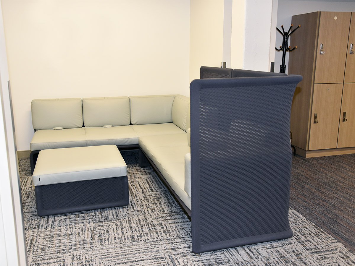 UNO_ResearchCenter_4_rfw